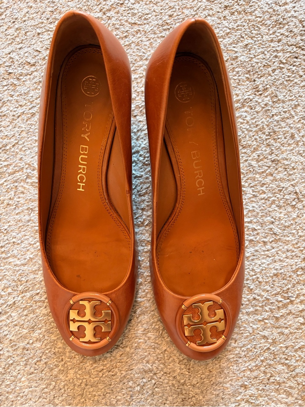 Tory Burch Leather Wedges in Caramel Brown size 8